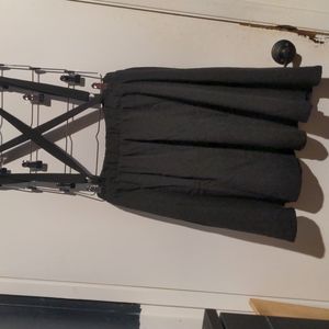 3xl black suspender skirt with pockets